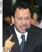 João Pedro quer fixar royalties do pré-sal em 25% e repartir recursos de forma igualitária entre brasileiros