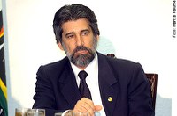 Raupp quer fortalecer cooperação público-privada para o desenvolvimento científico e tecnológico