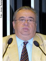 Heráclito diz que atitude do governo do Equador gera preocupação