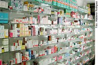 Osmar Dias quer atualizar legislação que trata da denominação de remédios