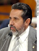 Gilvam Borges quer acabar com recursos extraordinário e especial na discussão de matéria penal