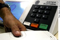 Três cidades testam a identificação de eleitor pela impressão digital