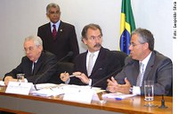 CAE aprova indicações de César Mattos para o Cade e de Eliseu Martins para diretoria da CVM