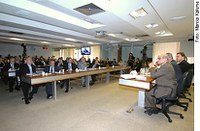 Após audiência sobre pré-sal, Camata anuncia projeto para flexibilizar Lei do Petróleo