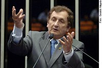 Mão Santa diz que eleições brasileiras "voltaram a ser as mais corruptas do mundo"