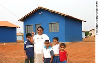 Senadores aprovam projeto que institui programa de habitação para famílias carentes sustentadas por mulheres