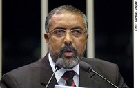 Paim diz que Constituinte foi "um dos momentos mais bonitos da história do Brasil"