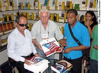 Senado doa títulos em braile para entidades do Maranhão