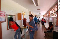 Distribuição gratuita de medicamentos é disciplinada em dois projetos que aguardam parecer da CCJ