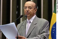 Inconformado com aumento da carne, Valadares pede "pacote" para proteger os consumidores da crise