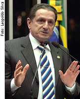 Senadores destacam papel da Aeronáutica no desenvolvimento do país