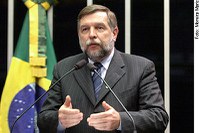 Flávio Arns lembra que escolas têm de aceitar matrículas no ensino fundamental de crianças com cinco anos