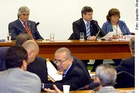 CMO altera cronograma, mas mantém data de votação do relatório final do Orçamento para 2009