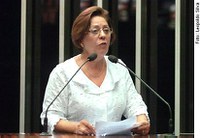 Rosalba saúda os 20 anos de criação do SUS e a realização do Fórum Nacional de Saúde Bucal