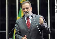 Osmar Dias elogia ações do governo federal em prol dos municípios