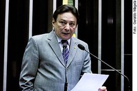 Papaléo Paes pede continuidade de programas para redução da mortalidade infantil