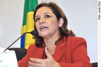 Fátima Cleide é eleita presidente da Comissão de Educação