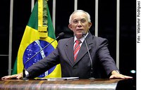 Adelmir Santana reitera postura contrária à intervenção no DF