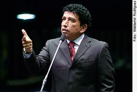 Magno Malta diz que lutará para o Espírito Santo não perder 'royalties' do petróleo