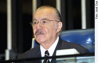 Sarney condena discriminação e violência contra a mulher