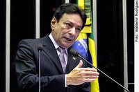 Papaleo Paes critica o PAC: 'Não foi liberado nenhum centavo para o Amapá'