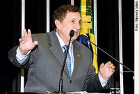 Mão Santa defende perdão de dívida de agricultores