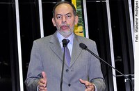 Para Inácio Arruda, oposição coloca como central uma questão secundária na discussão do pré-sal