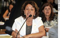 Restrição para venda de fardas e acessórios militares e policiais passa na CCJ