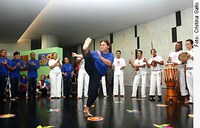 Senado comemora Dia Internacional da Síndrome de Down com exposições, capoeira e dança