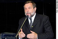 Flávio Arns enaltece criação de secretaria para pessoa com deficiência