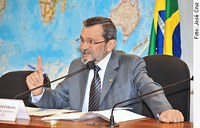 Valter Pereira celebra anúncio de norma para agilizar licença ambiental