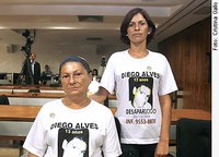 Galeria | Familiares de jovens assassinados em Luziânia buscam ajuda do Senado