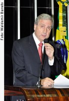 Alfredo Cotait homenageia Romeu Tuma em primeiro discurso