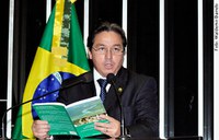 Jefferson Praia defende compensações para empresas do Pólo Industrial de Manaus que impediram desmatamento