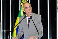 Marco Maciel prega reforma do Estado e aponta necessidade de correções no sistema político