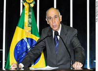 Marco Maciel lamenta a morte do acadêmico Fernando Bastos de Ávila