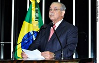 César Borges alerta sobre perdas do FGTS