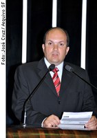 Imunidade parlamentar: da liberdade de expressão ao impedimento de ser preso