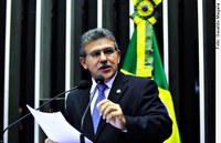 José Nery pede ação do governo contra violência ao povo do Saara Ocidental