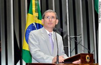 Paulo Davim comemora Semana do Meio Ambiente com leitura de texto