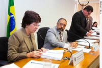 Aprovado projeto que amplia proibição de revista íntima em mulheres