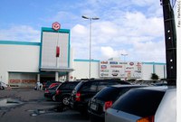 Estacionamento em 'shopping centers' pode se tornar gratuito para quem fizer compras