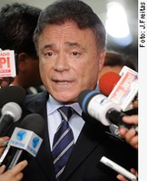 Oposição quer explicações sobre arquivamento de representações contra Palocci