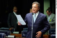 Alvaro Dias: 'virar a página' sobre Palocci é crer na 'impunidade absoluta'