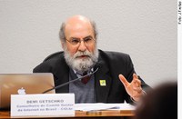 Em três anos, todos os brasileiros estarão nas redes sociais?