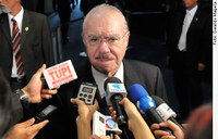 Sarney elogia escolha de Gleisi para Casa Civil e diz que crise é 'página virada'