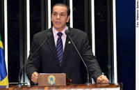 Ataídes Oliveira defende equilíbrio federativo