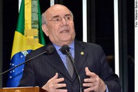 Flexa Ribeiro: Brasil é benevolente com mineradoras