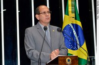 Aníbal Diniz lembra os 49 anos do estado do Acre