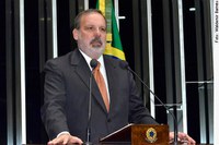 Armando  Monteiro destaca reunião de governadores com presidente Sarney